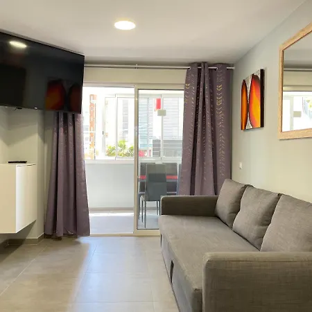 New Square Ocean Apartment *